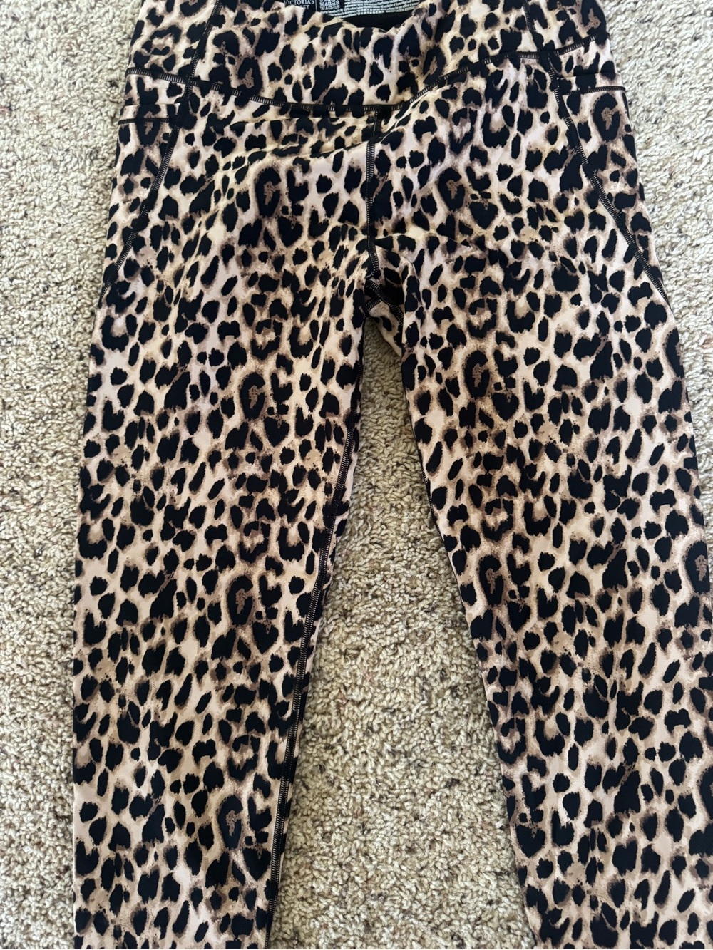 Victorias Secret leopard leggings
